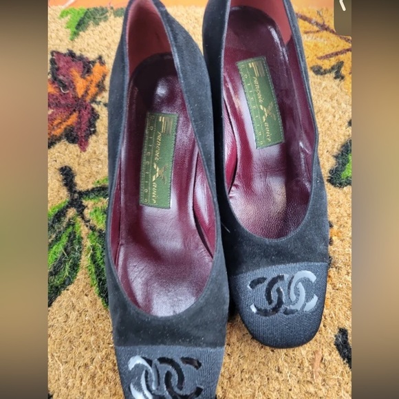 FRANCOIS XAVIER Made in Italy Vintage Suede Heels - Picture 4 of 9